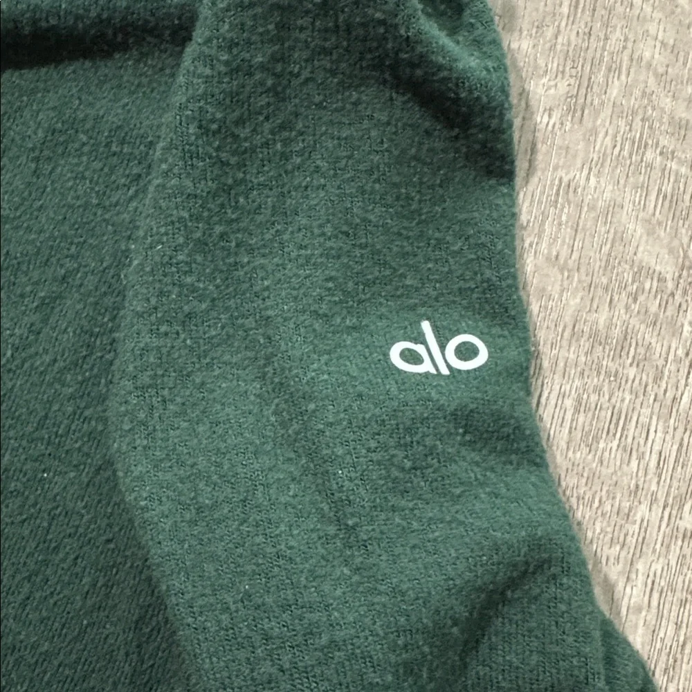 Also yoga glimpse forest green pullover sweater S